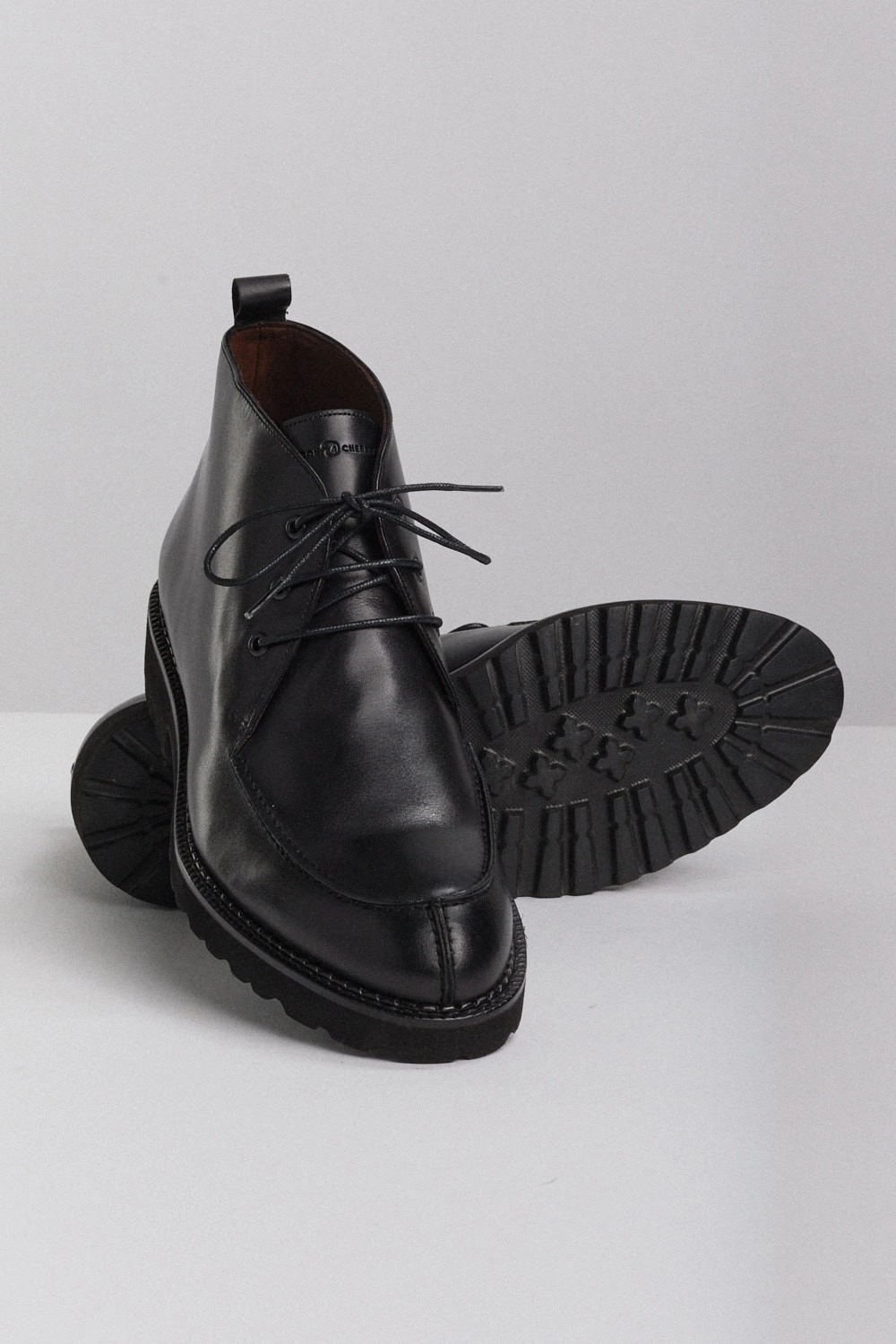 Chaussure en cuir homme- Noir pour 69,000 DT